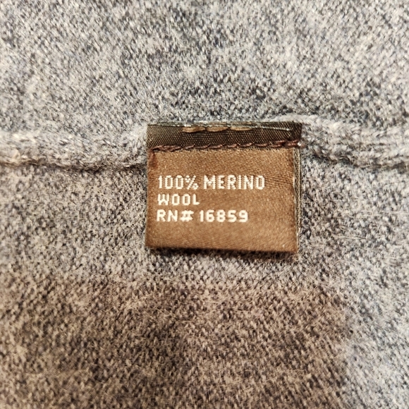 J. McLaughlin Wool Cardigan Size Medium - Picture 4 of 6